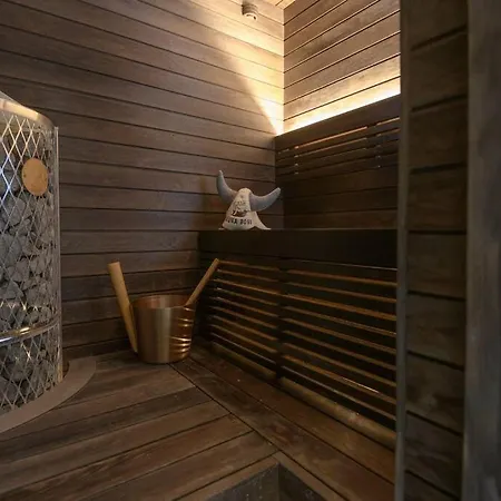 Luxury Penthouse 페르누