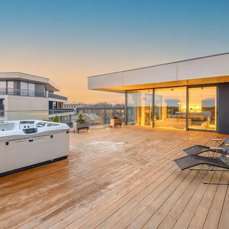 Luxury Penthouse Apartament *